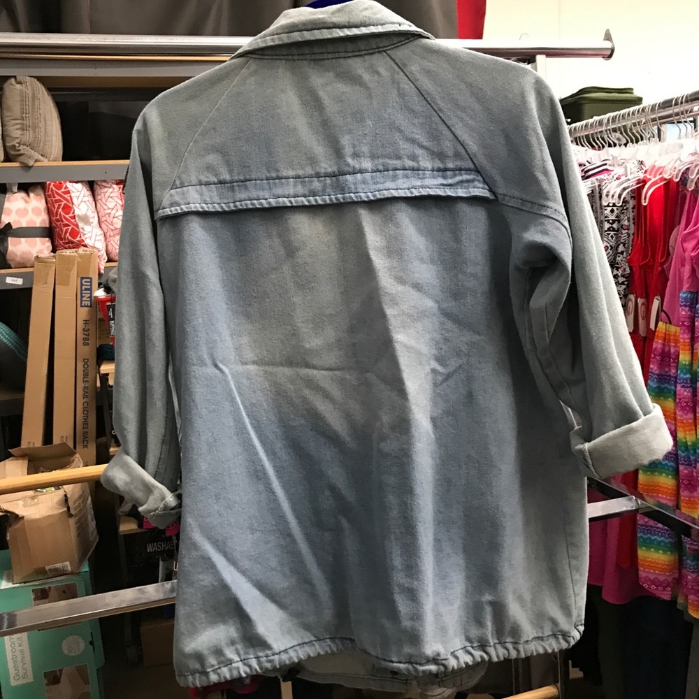 Jean jacket - Picture 2 of 3